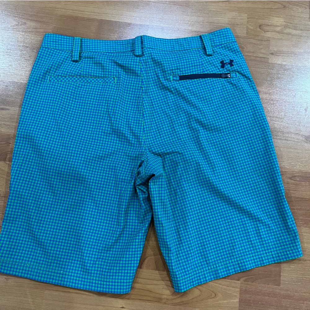 Under Armour | men’s golf shorts - Picture 9 of 9